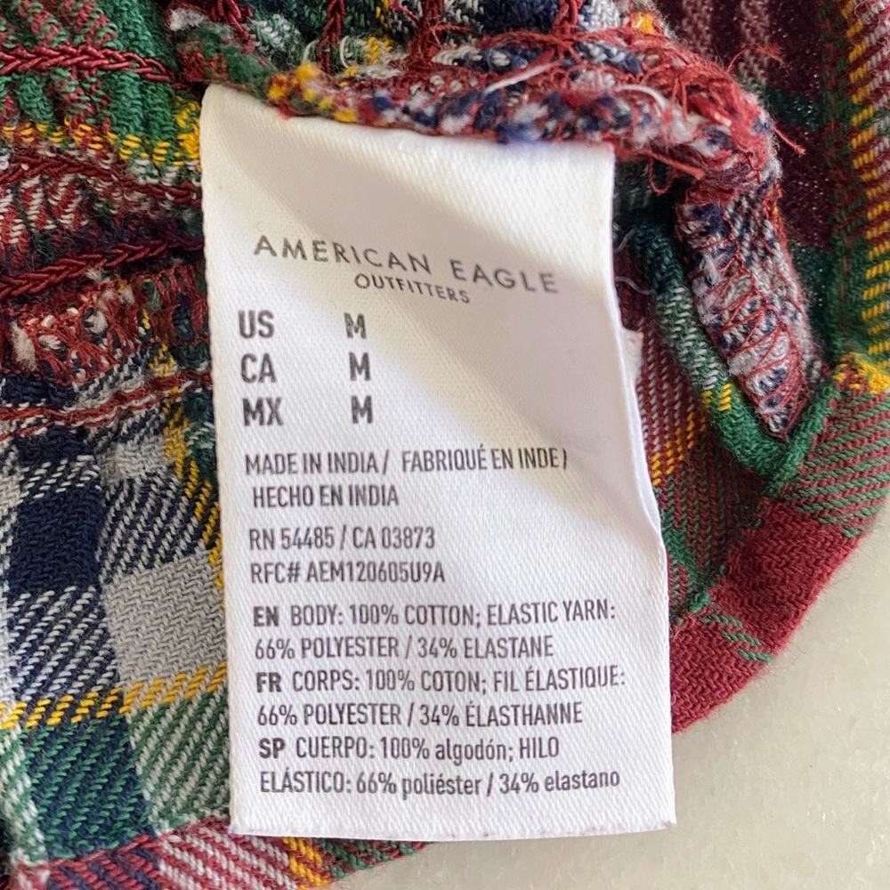 ❌SOLD❌ American Eagle Maroon Plaid Smocked Puff-Sleeve Blouse - Picture 7 of 9